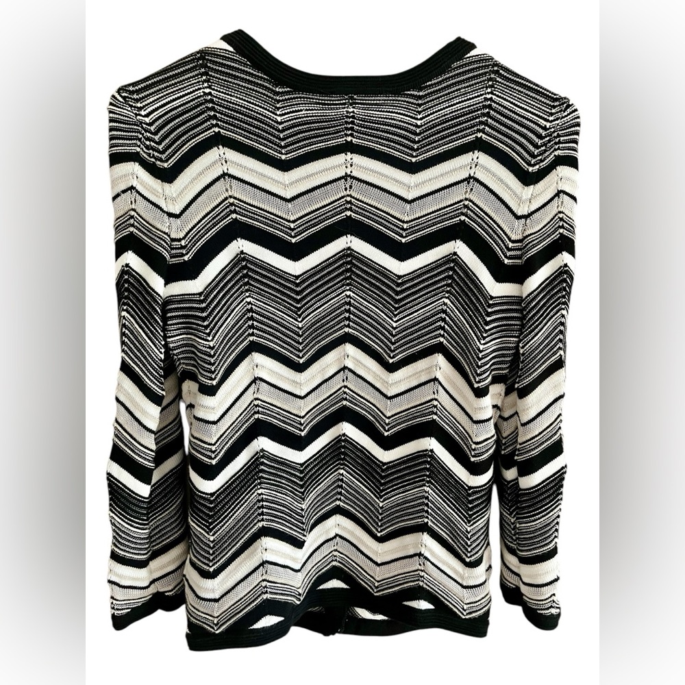 White House Black Market Chevron Cardigan - Picture 6 of 10